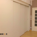 Porte scorrevoli su misura: separa due ambienti senza perdere spazio