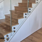 Scala in legno su misura: un elemento pratico e di prestigio